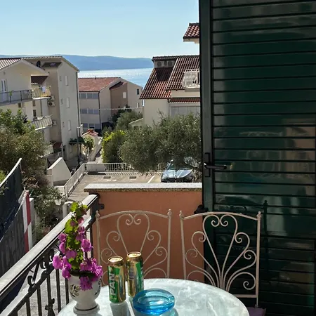 Nemira Ix 12 Vacations Апартаменты Омиш